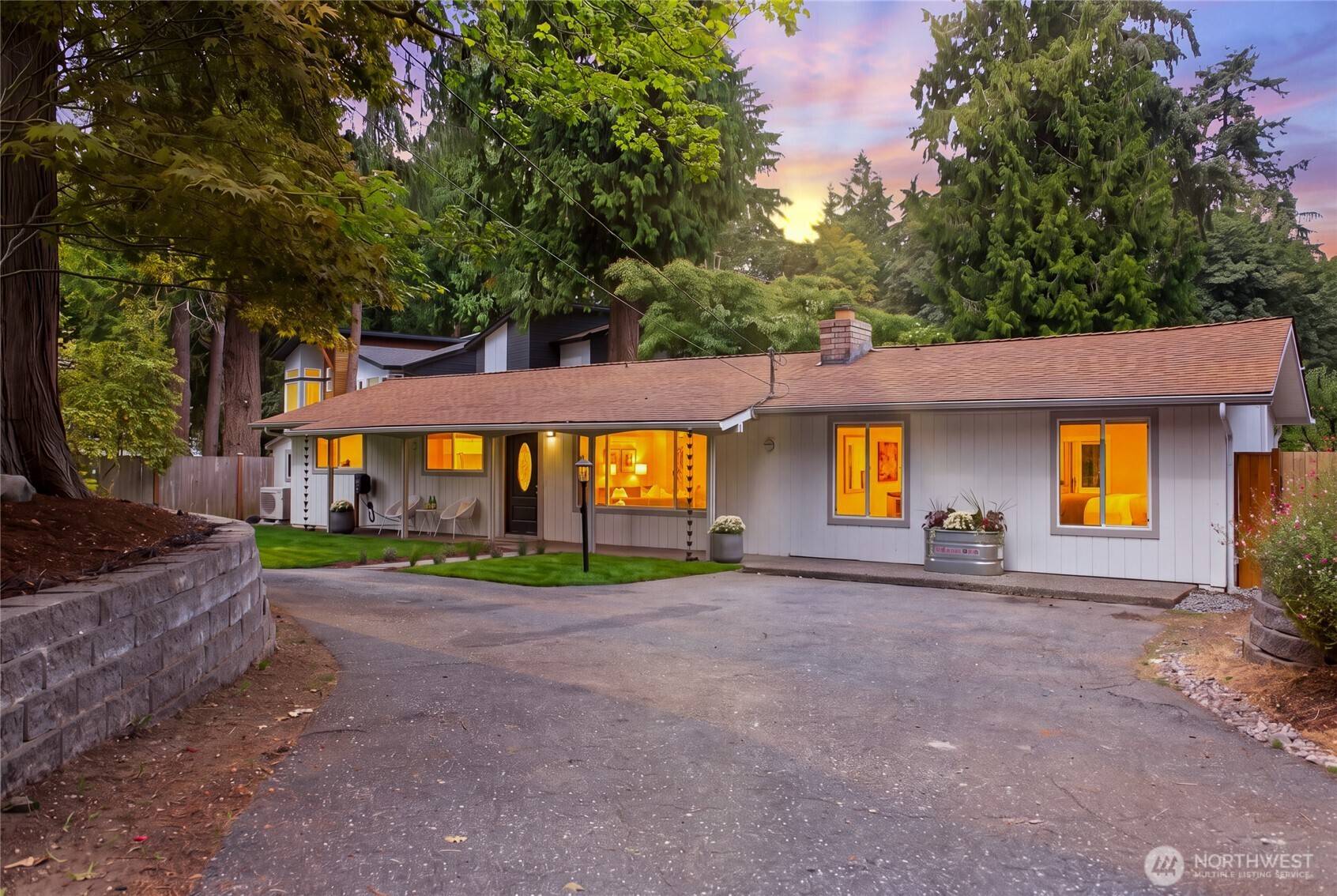 13323 108th AVE NE, Kirkland, WA 98034