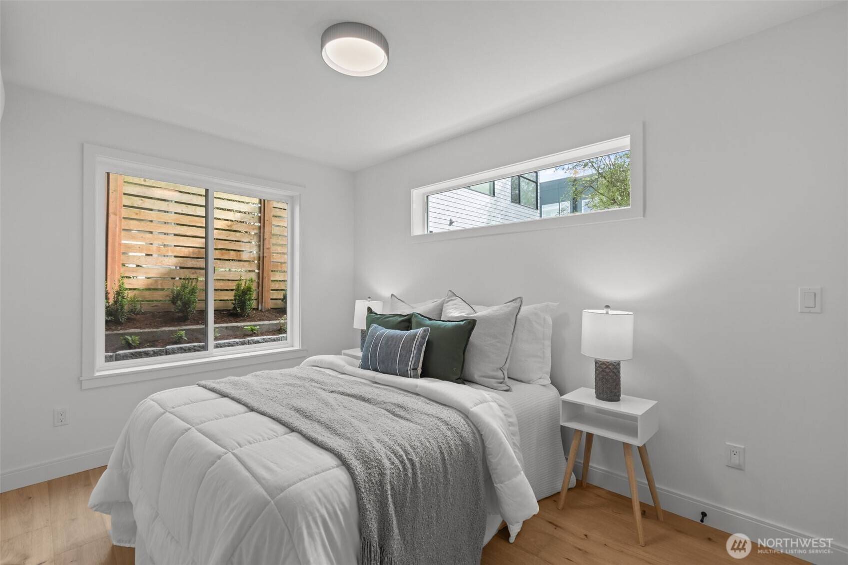 2220 B NW 62nd ST, Seattle, WA 98107