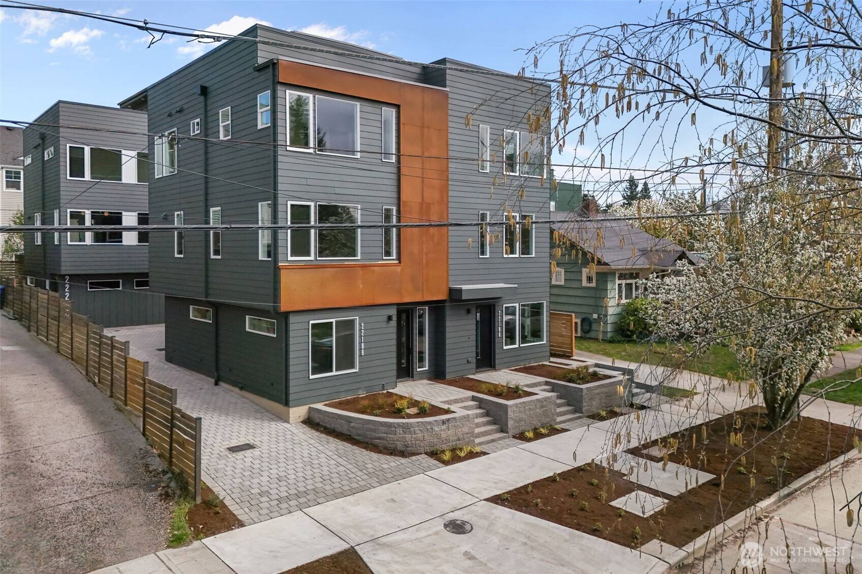 2220 B NW 62nd ST, Seattle, WA 98107