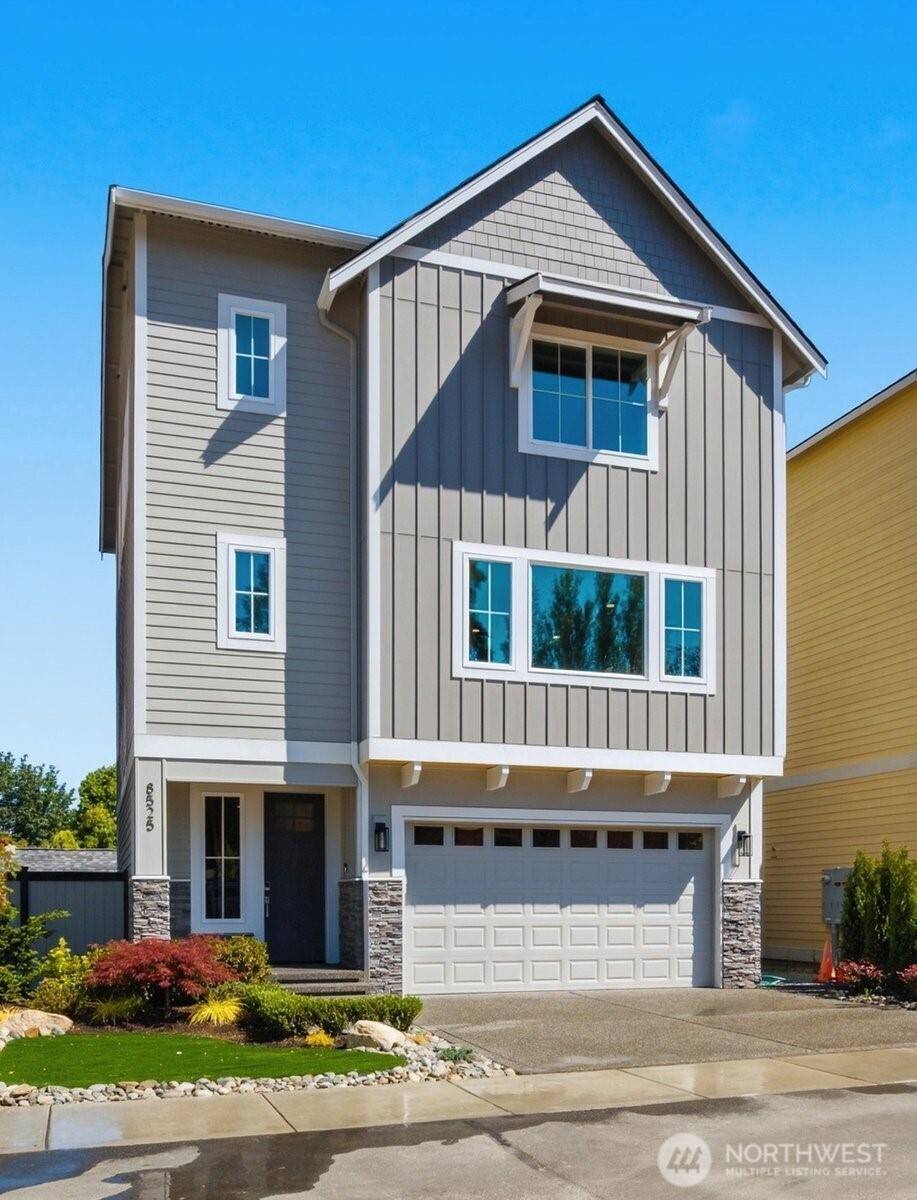 8525 230th PL SW #11, Edmonds, WA 98026