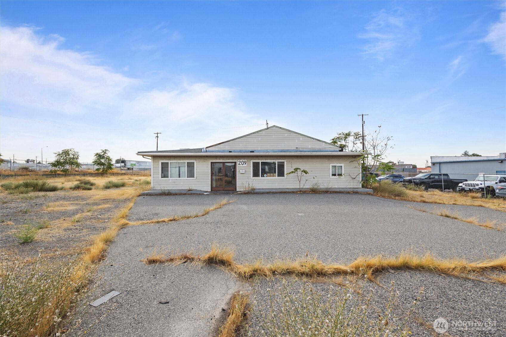 209 N Washington ST, Kennewick, WA 99336