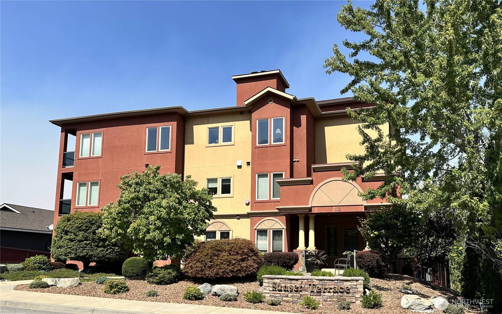 113 E Raymond ST #1B, Chelan, WA 98816