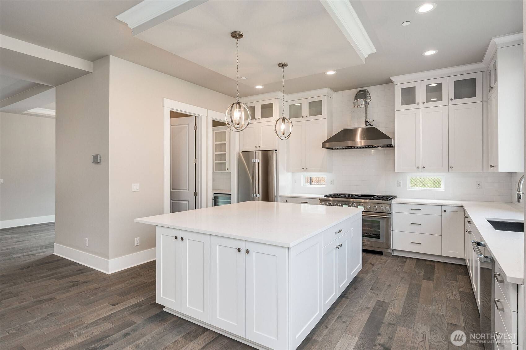 17254 NE 113th CT, Redmond, WA 98052