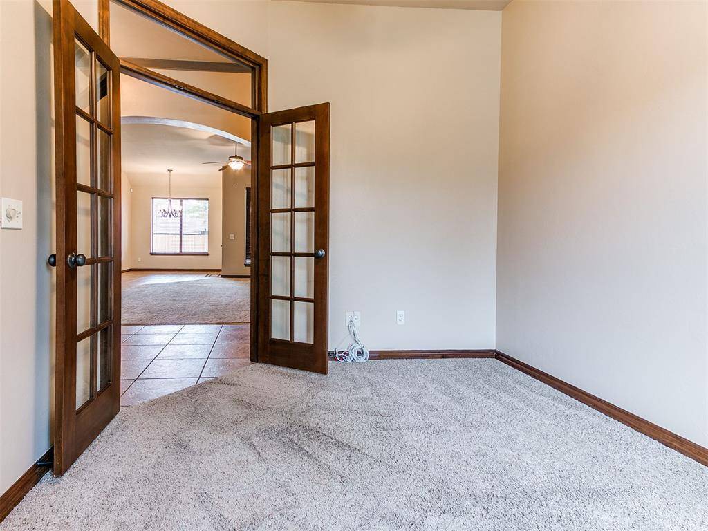 13161 Red Oak DR, Choctaw, OK 73020