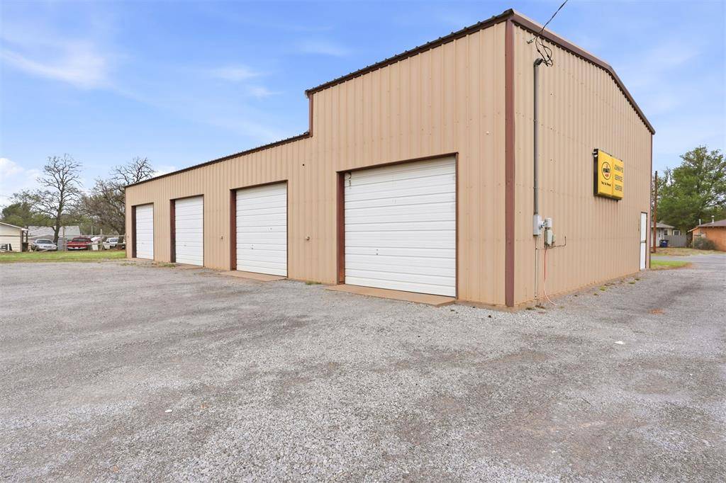 120 N Carnegie ST, Carnegie, OK 73015