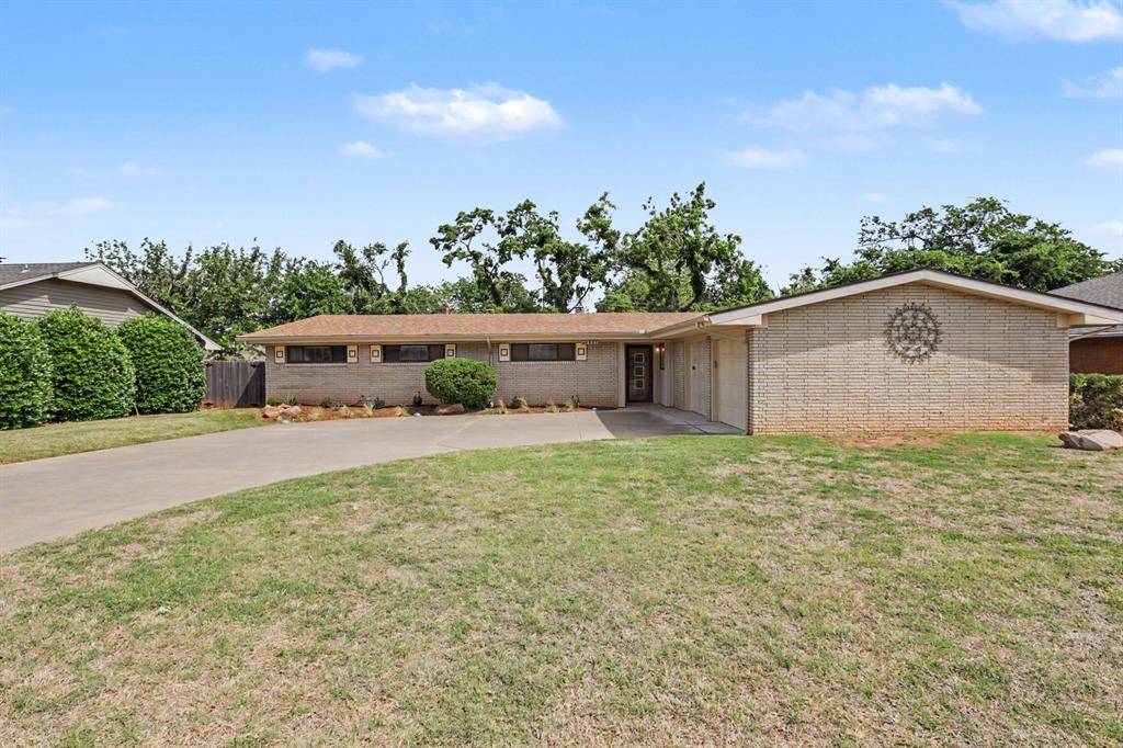 2421 NW 59th ST, Oklahoma City, OK 73112