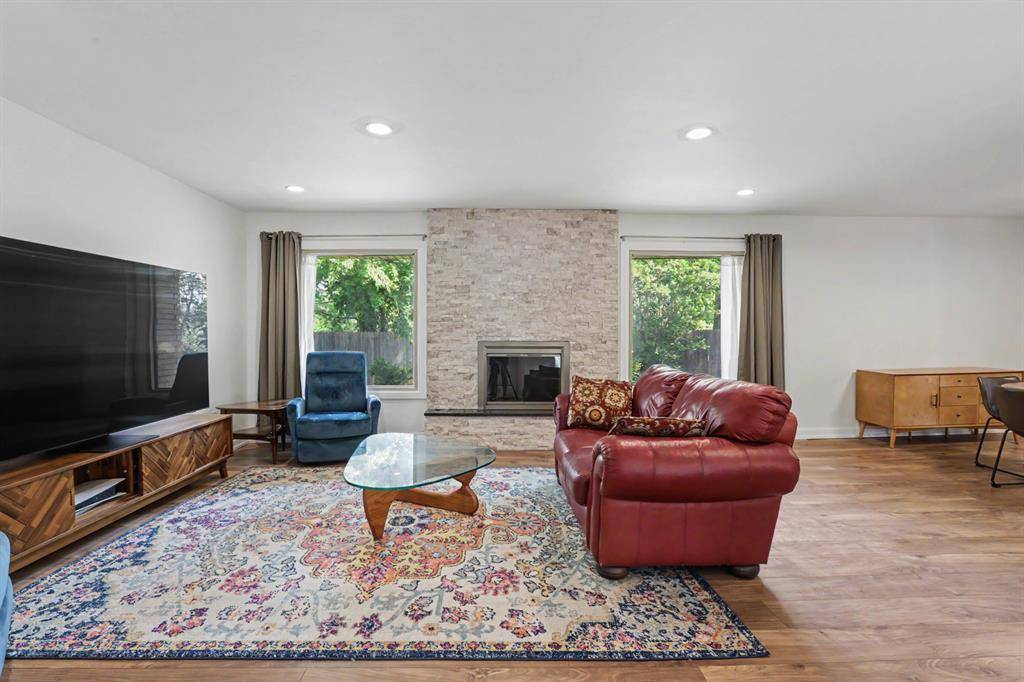 2421 NW 59th ST, Oklahoma City, OK 73112