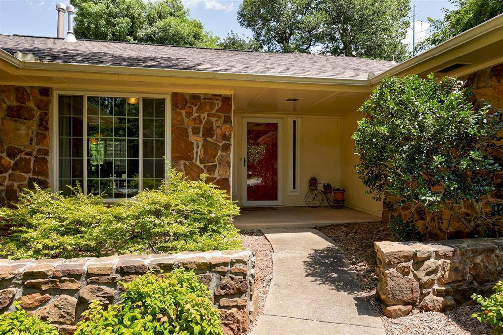 1600 Ridgecrest RD, Edmond, OK 73013