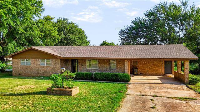 130 W Gist AVE, Roff, OK 74820