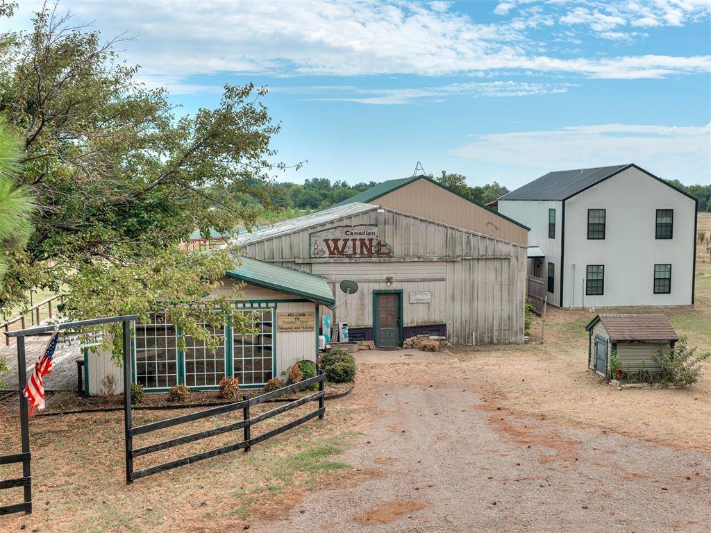 7050 Slaughterville RD, Slaughterville, OK 73051