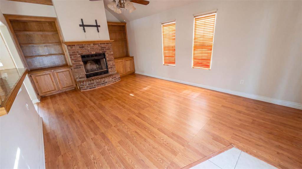 12 Wahnetah LN, Lawton, OK 73507