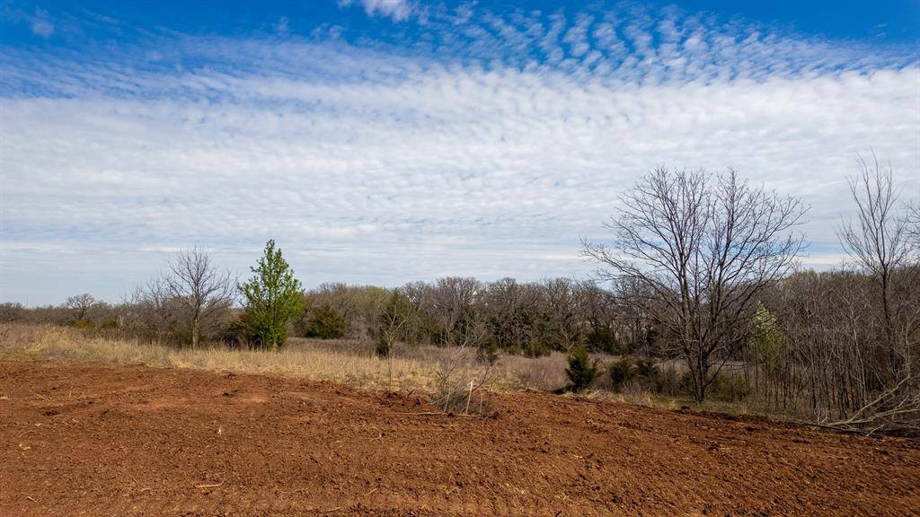 Tire Iron RD, Meeker, OK 74855