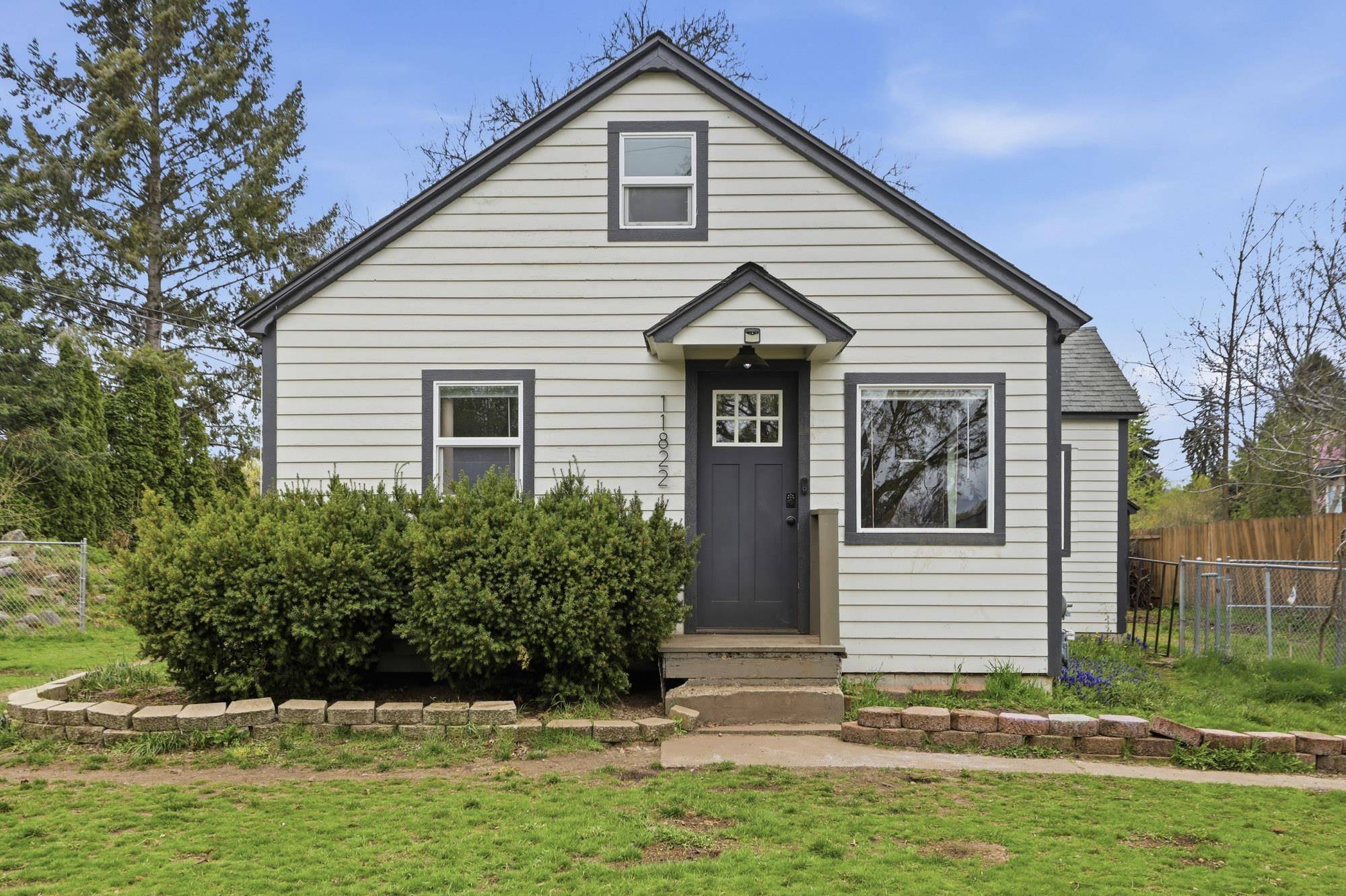 11822 E 6th Ave, Spokane Valley, WA 99206