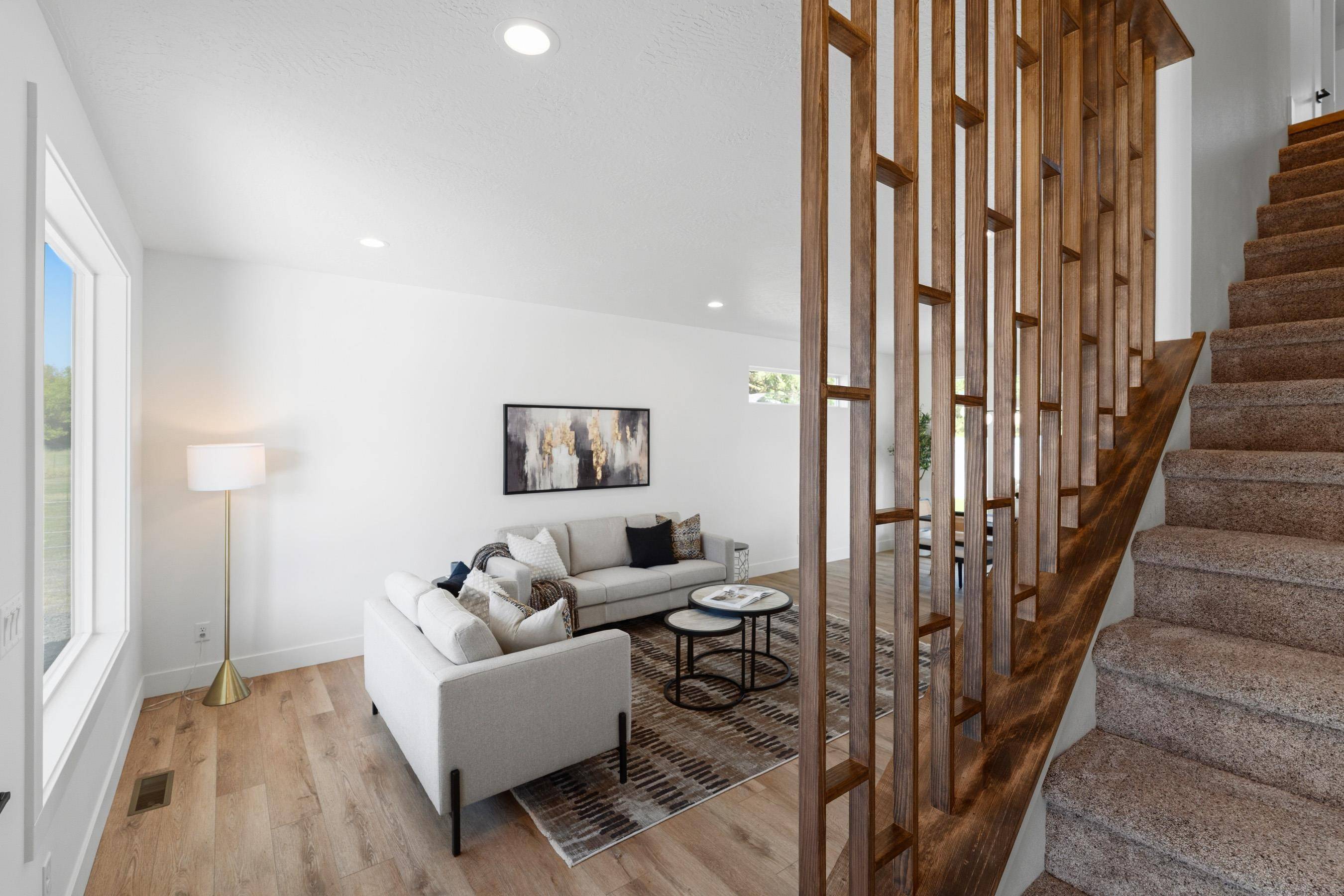 504 N Moen Ln, Greenacres, WA 99016