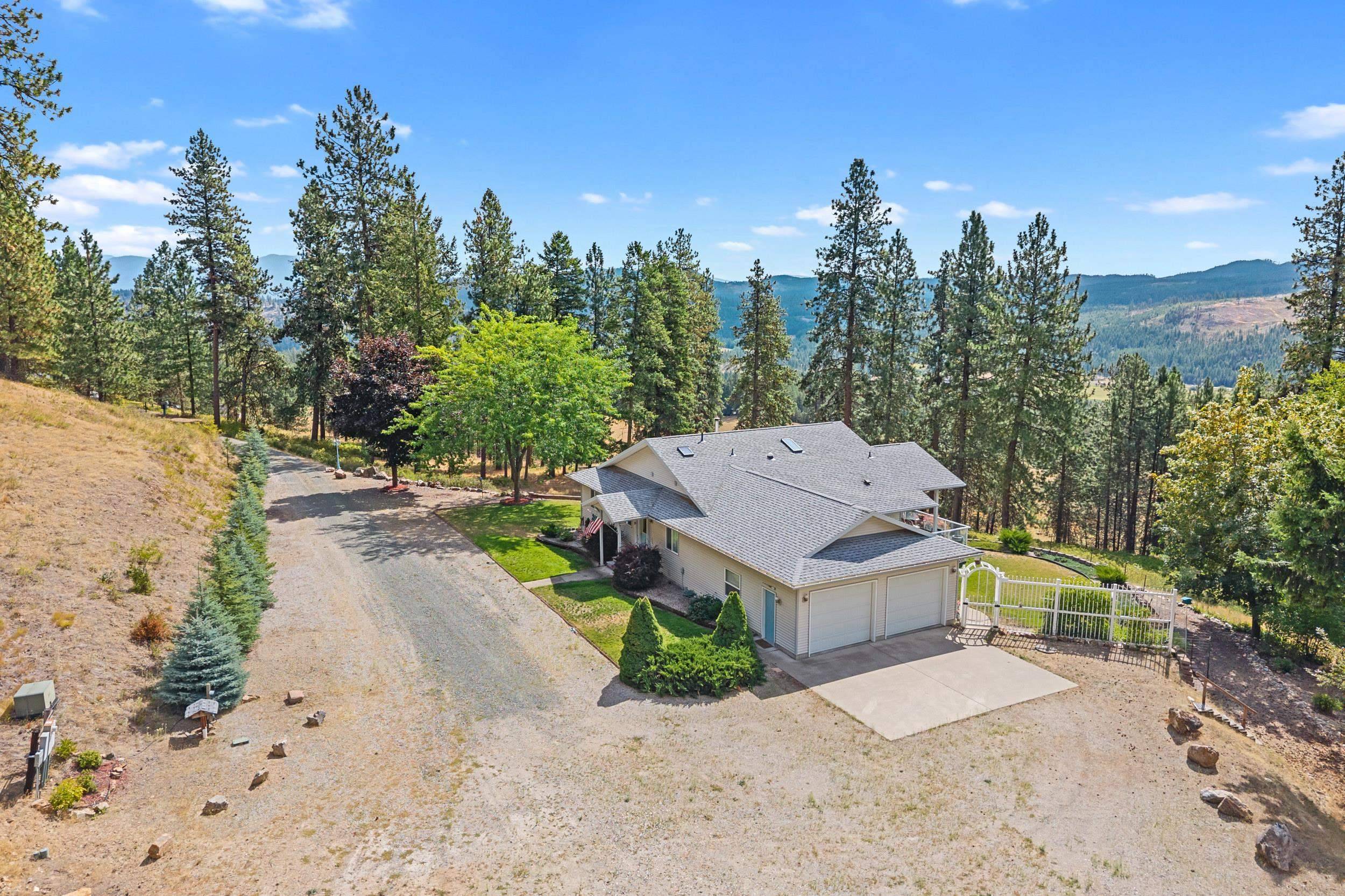 2024 Summit Valley Q Rd, Addy, WA 99101
