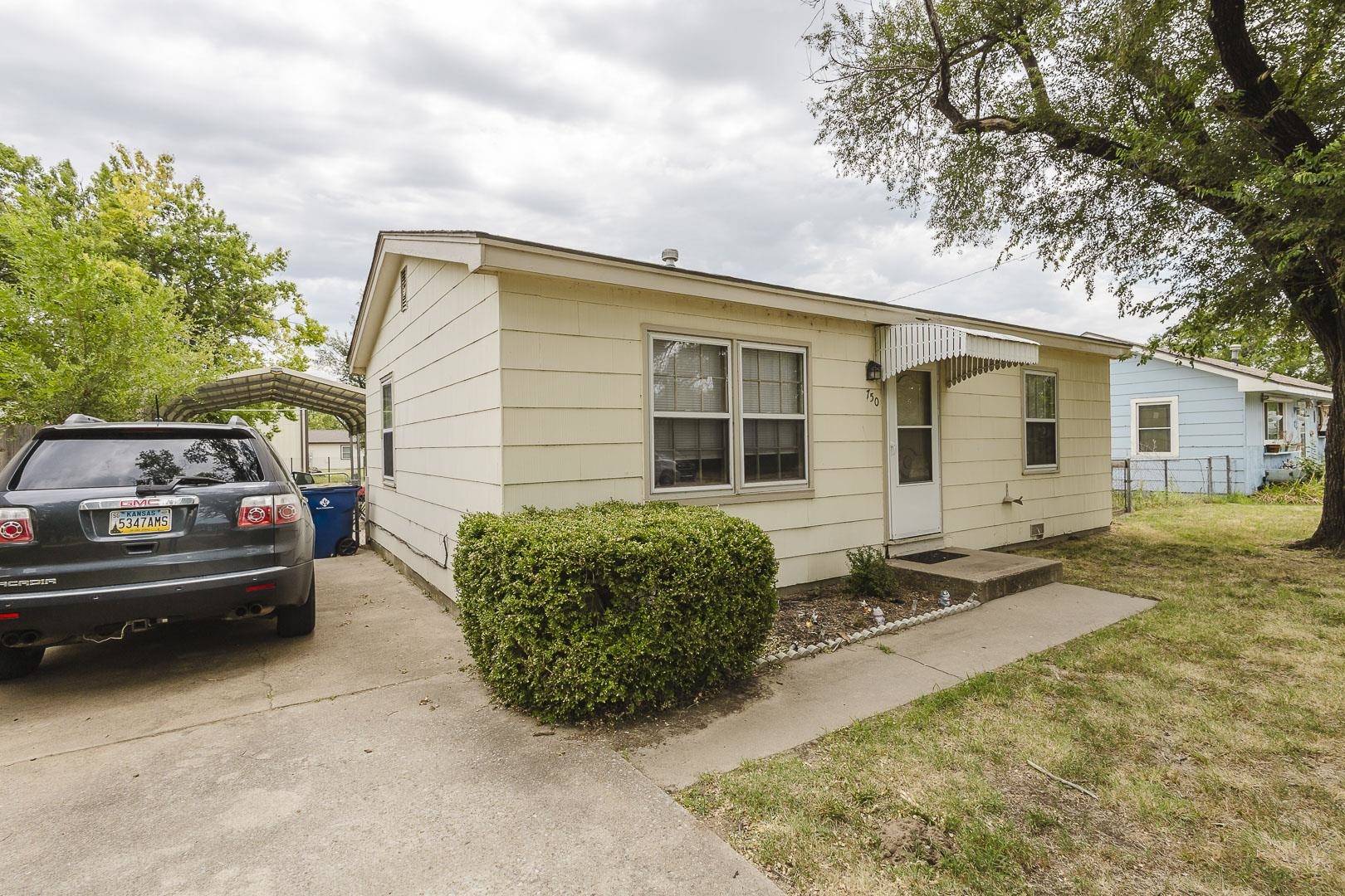 750 N Arapaho, Wichita, KS 67212