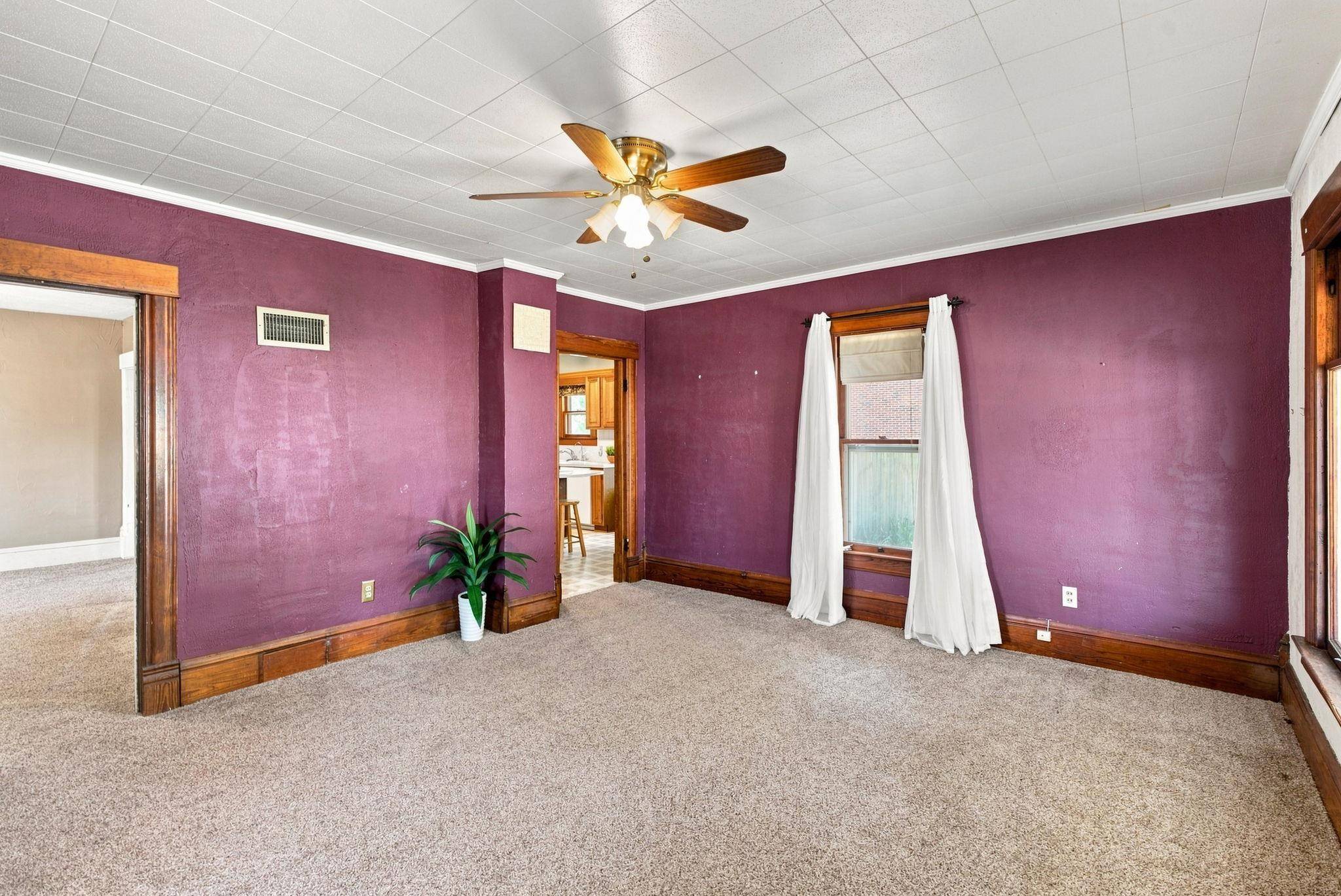 428 N Main St, Andale, KS 67001