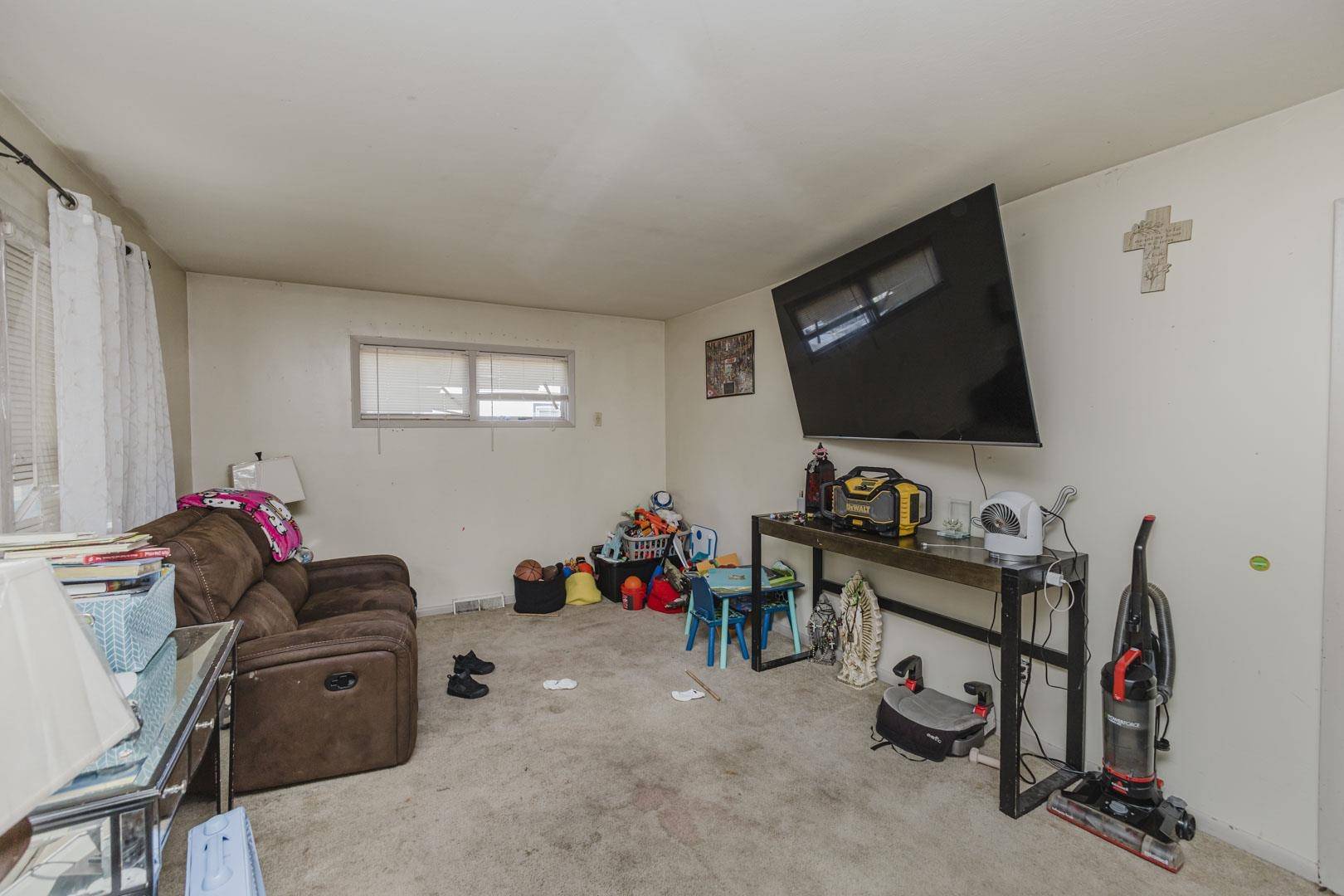 2616 S Oak, Wichita, KS 67217