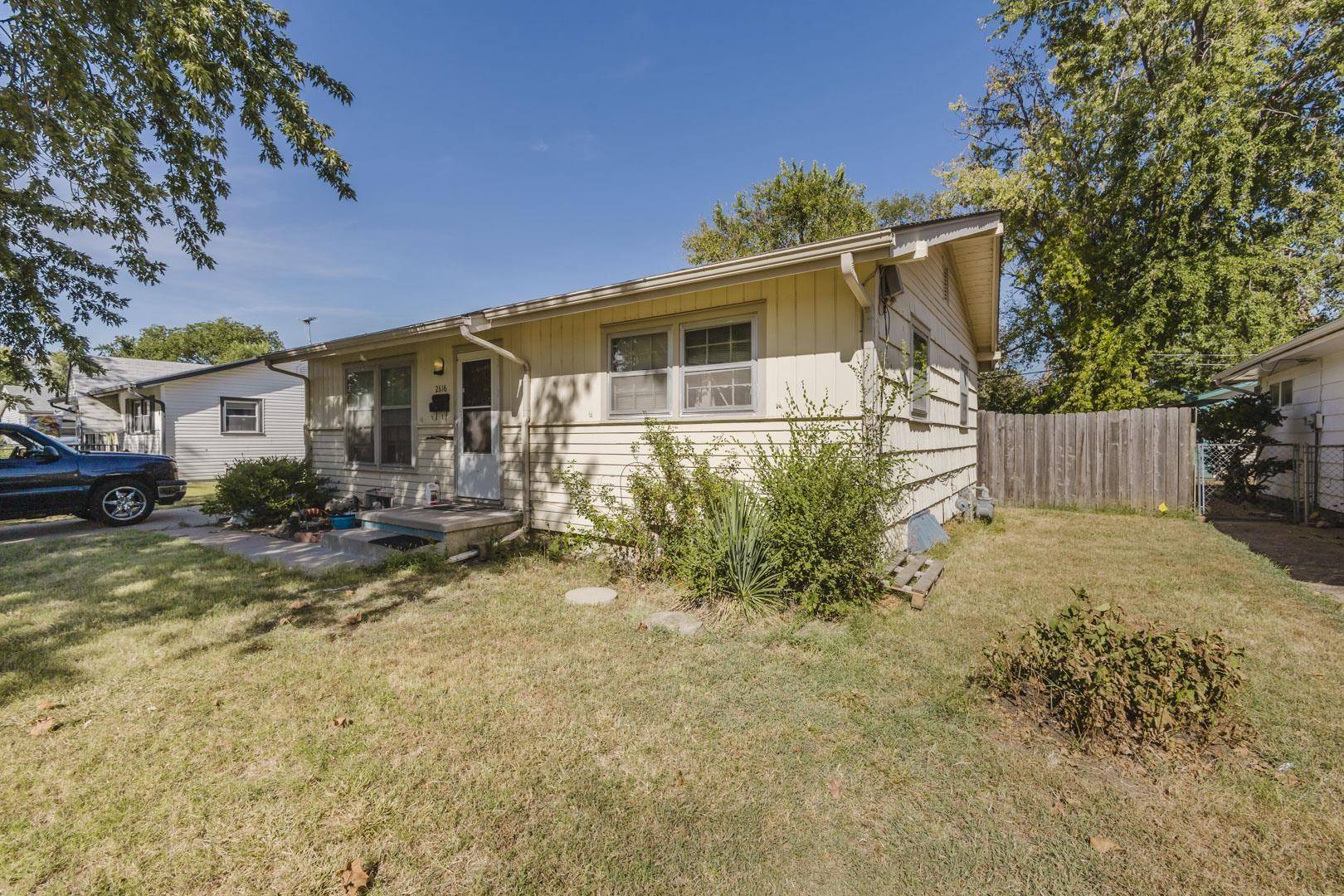 2616 S Oak, Wichita, KS 67217