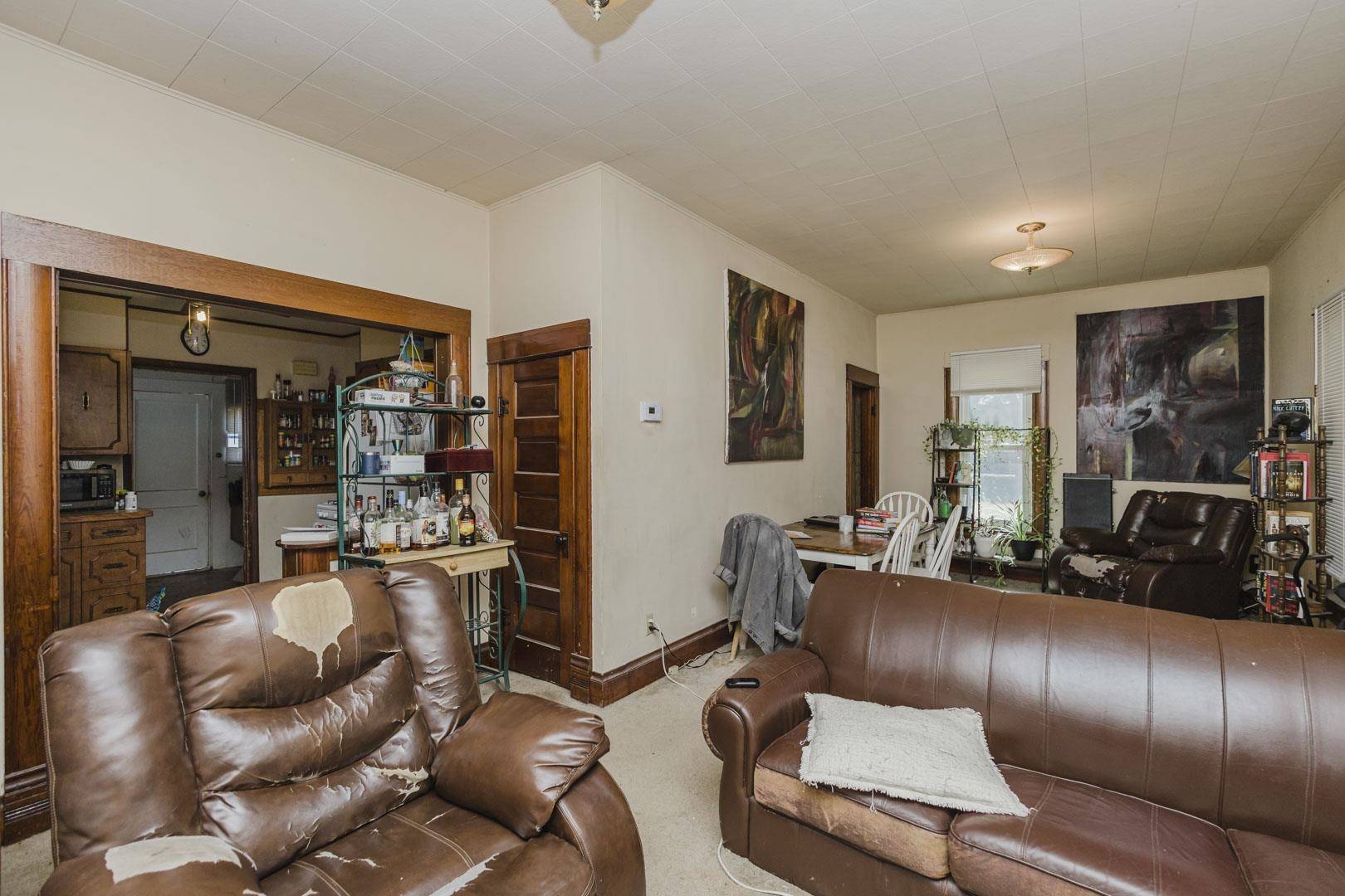 121 S Highland, Conway Springs, KS 67031