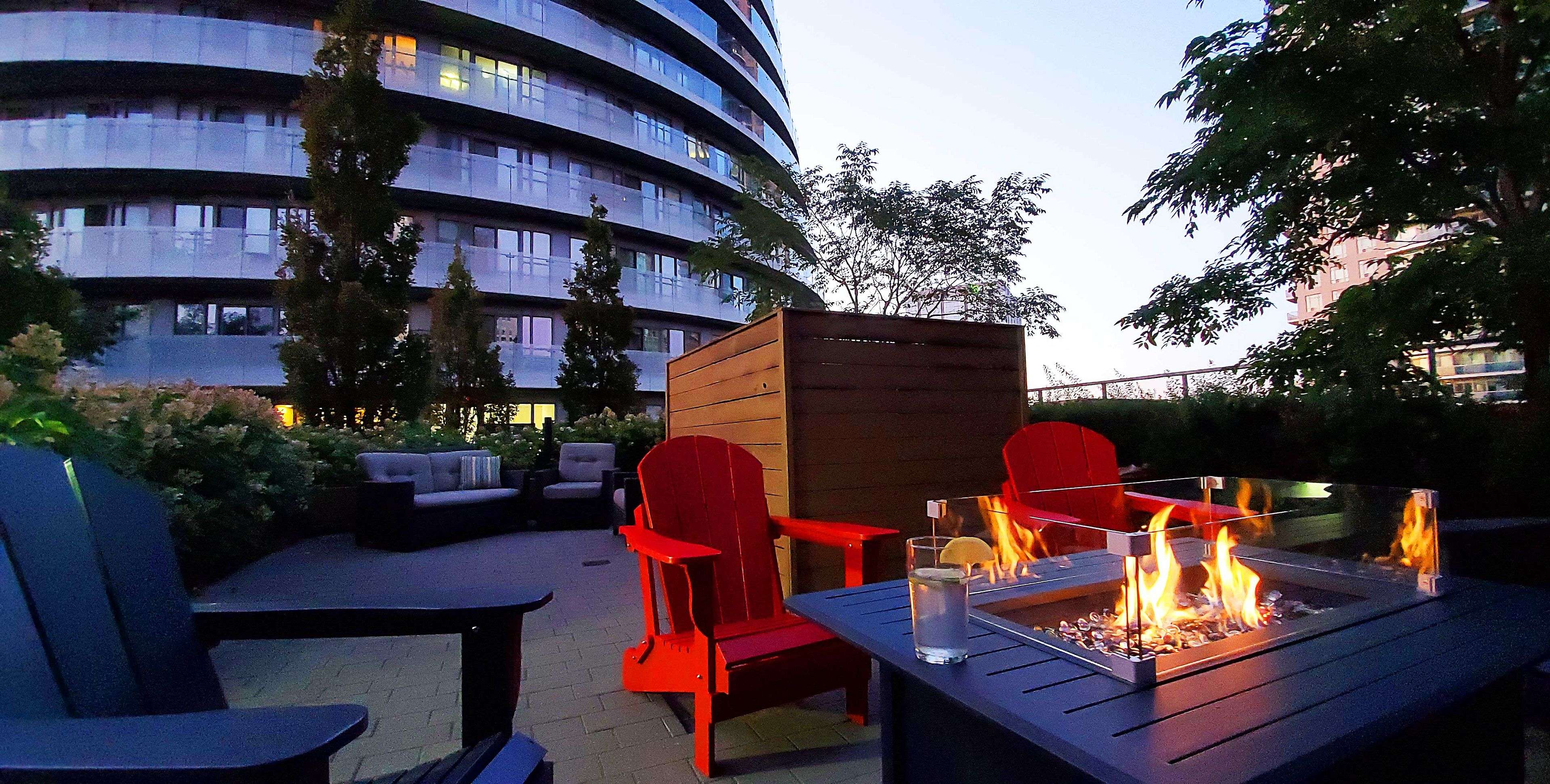 50 Absolute AVE #4708, Mississauga, ON L4Z 0A8