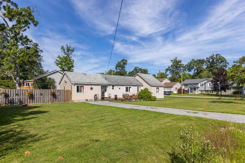 223 Bernard AVE, Fort Erie, ON L0S 1N0