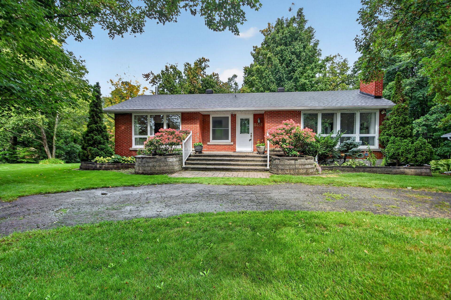 8431 Victoria ST, Greely - Metcalfe - Osgoode - Vernon And Area, ON K0A 2P0