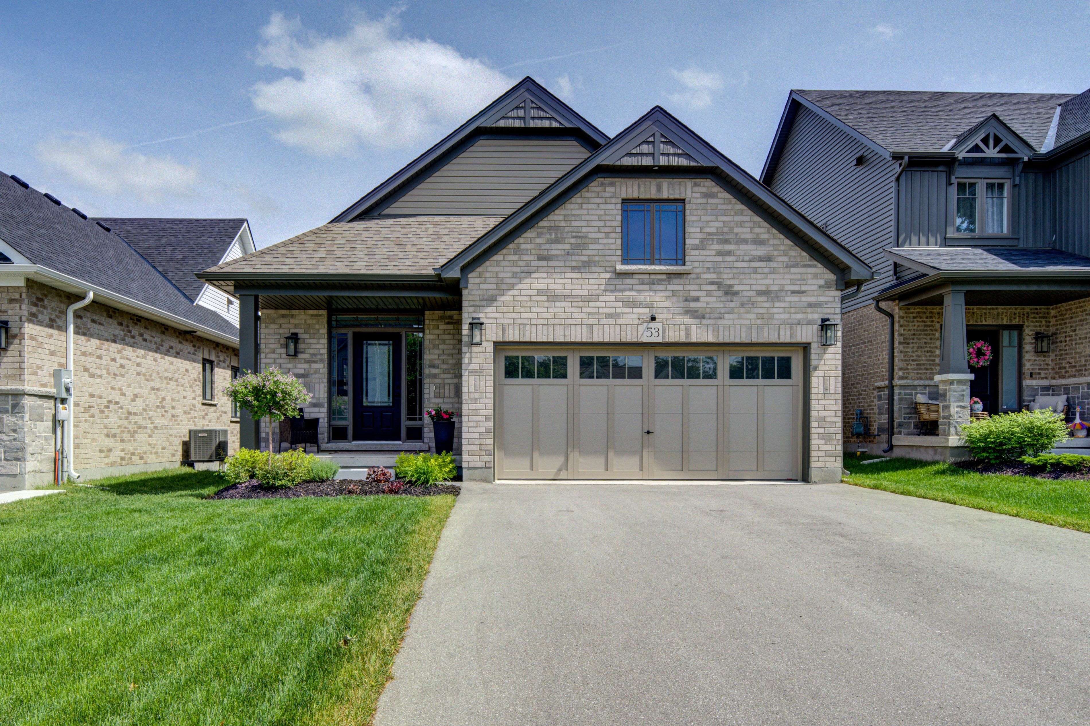 53 Uplands DR, Grey Highlands, ON N0C 1H0