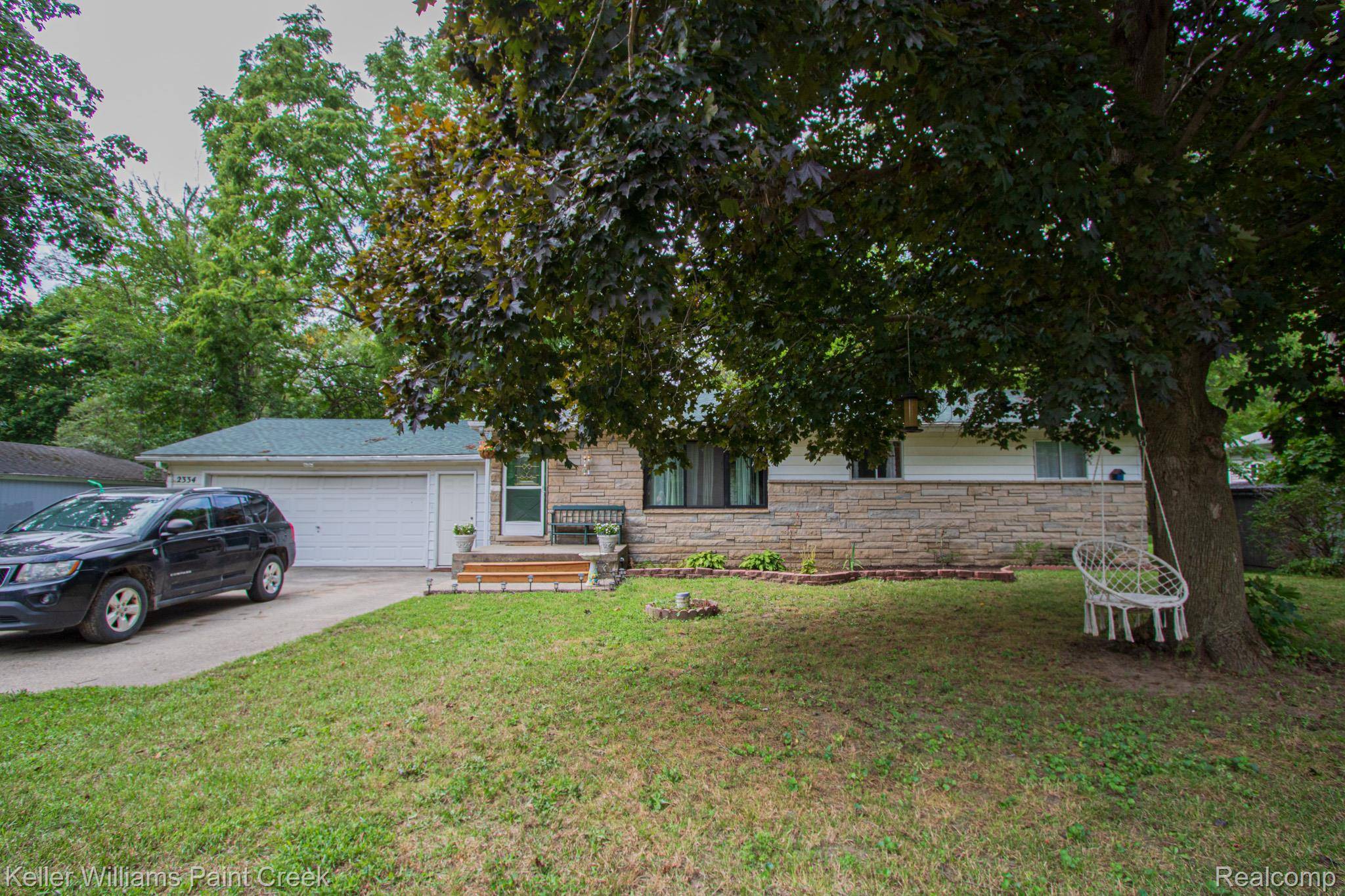 2334 S Term ST, Burton, MI 48519