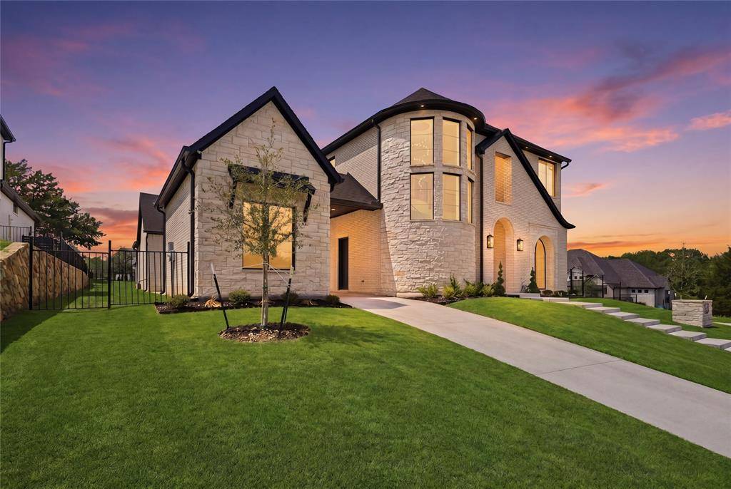 145 Sawgrass Drive, Heath, TX 75032