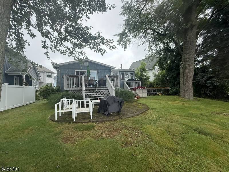 33 Mohawk Trl, Jefferson Twp., NJ 07849