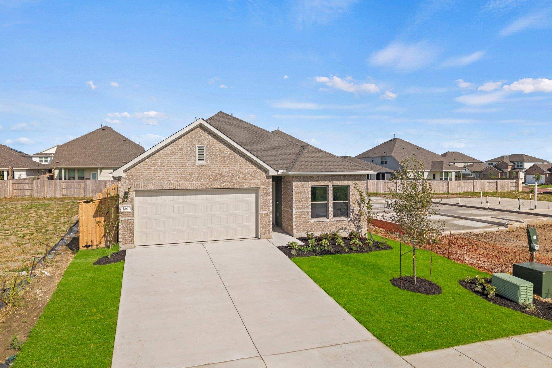 13717 Ryan Range LN, Elgin, TX 78621