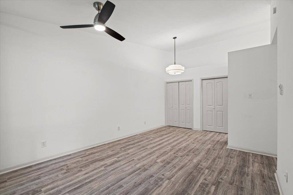 1705 Crossing PL #114, Austin, TX 78741