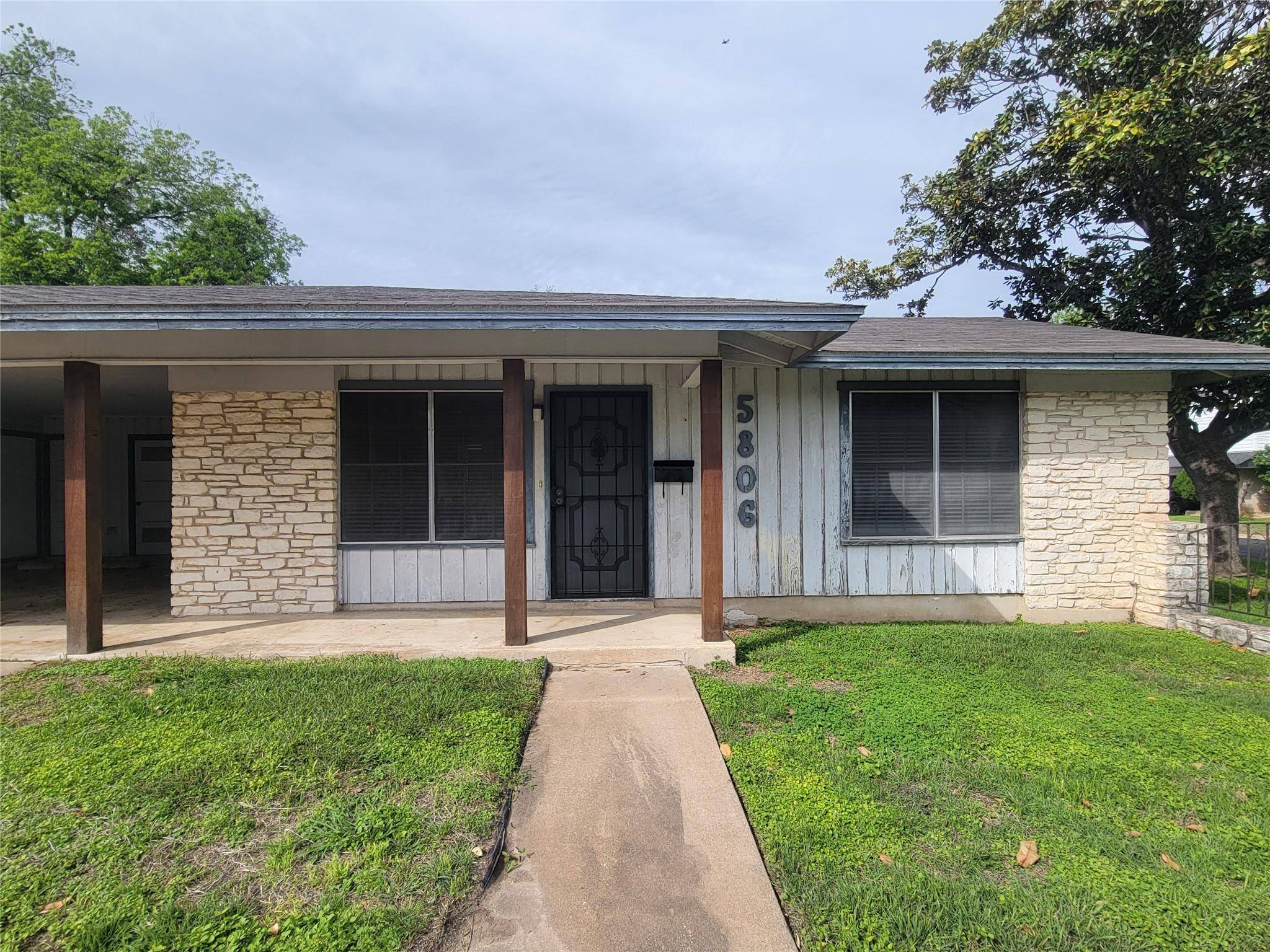 5806 Nassau DR #A, Austin, TX 78723