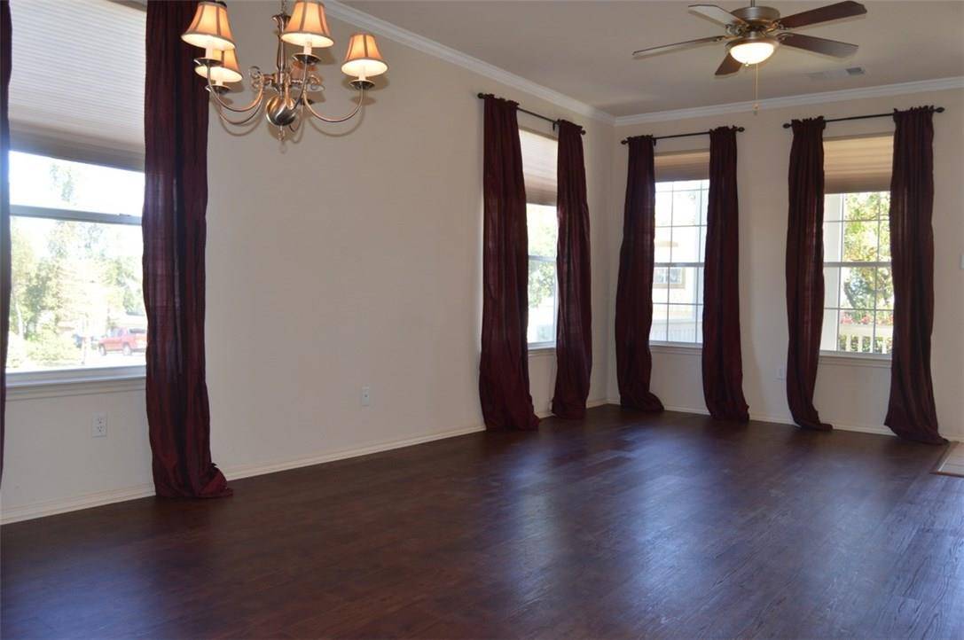 8312 Minnesota LN, Austin, TX 78745