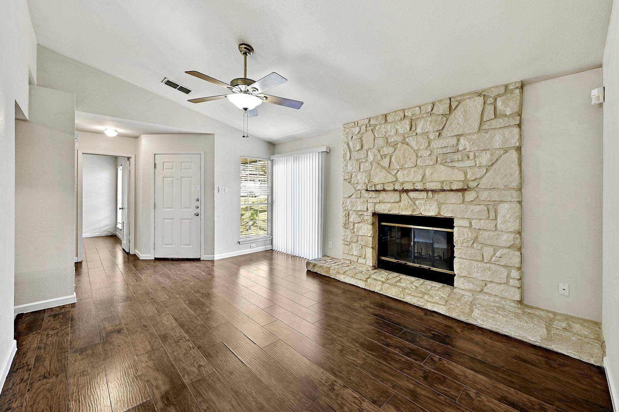 4407 Limewood CT, Austin, TX 78727