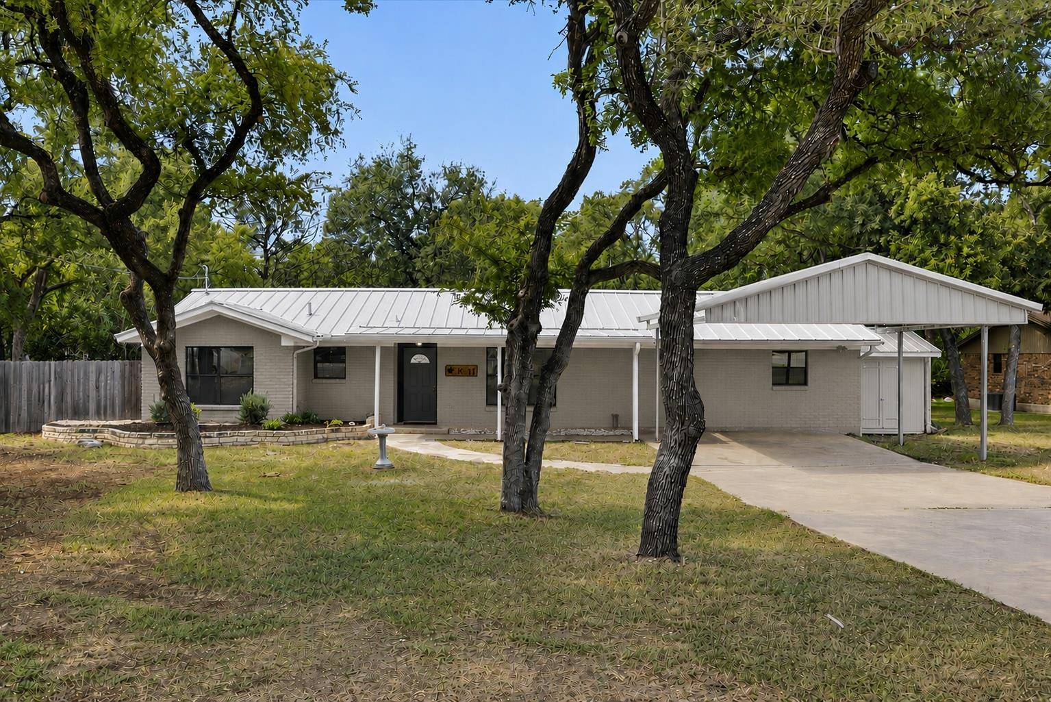 1011 Serenada DR, Georgetown, TX 78628