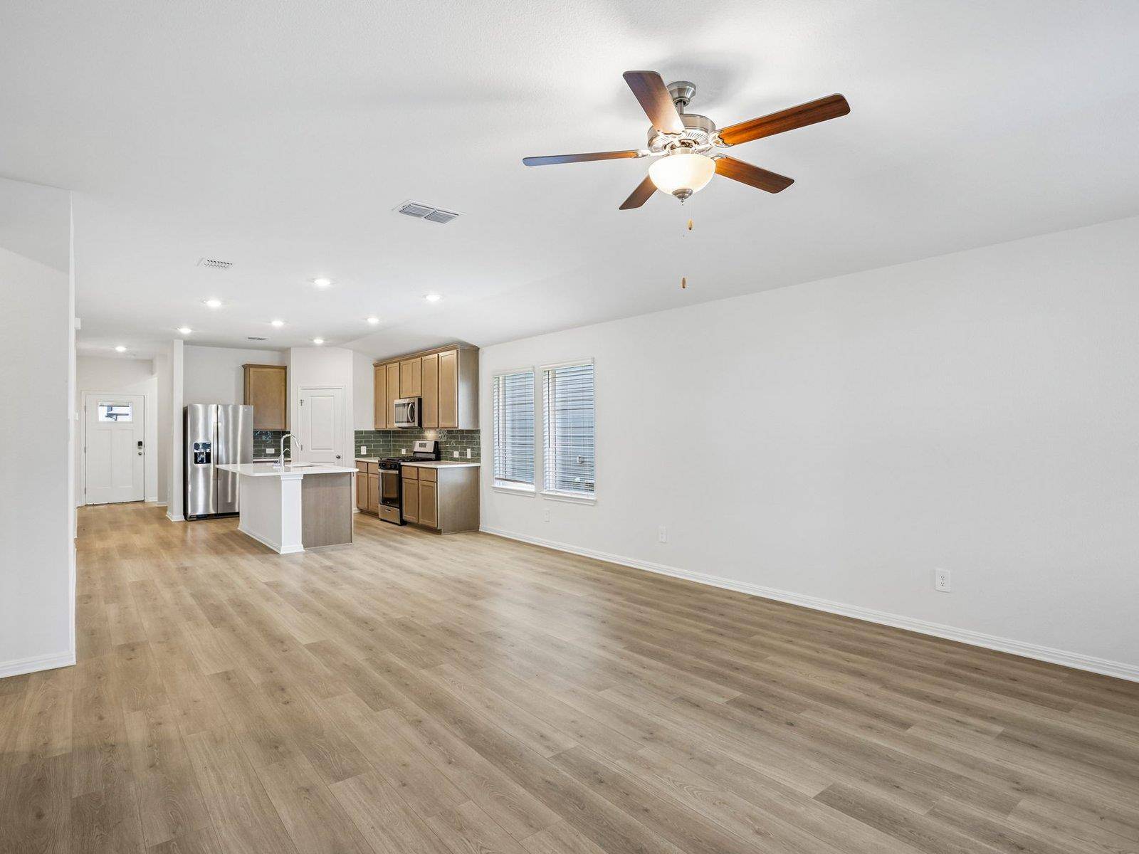132 Woodbrook DR, Georgetown, TX 78674