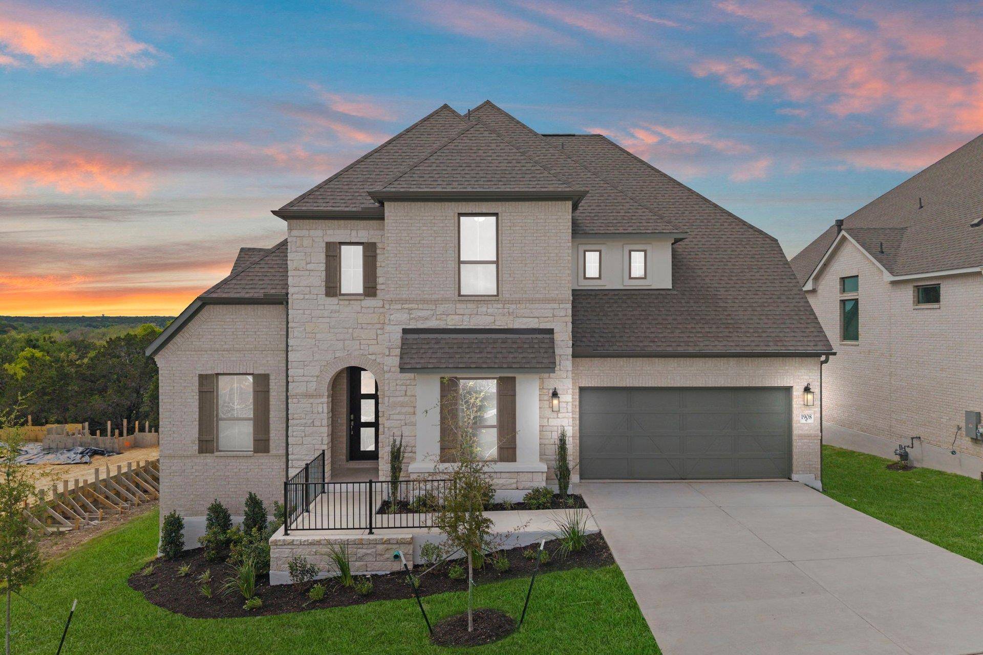 1908 Crimson Sunset DR, Georgetown, TX 78628