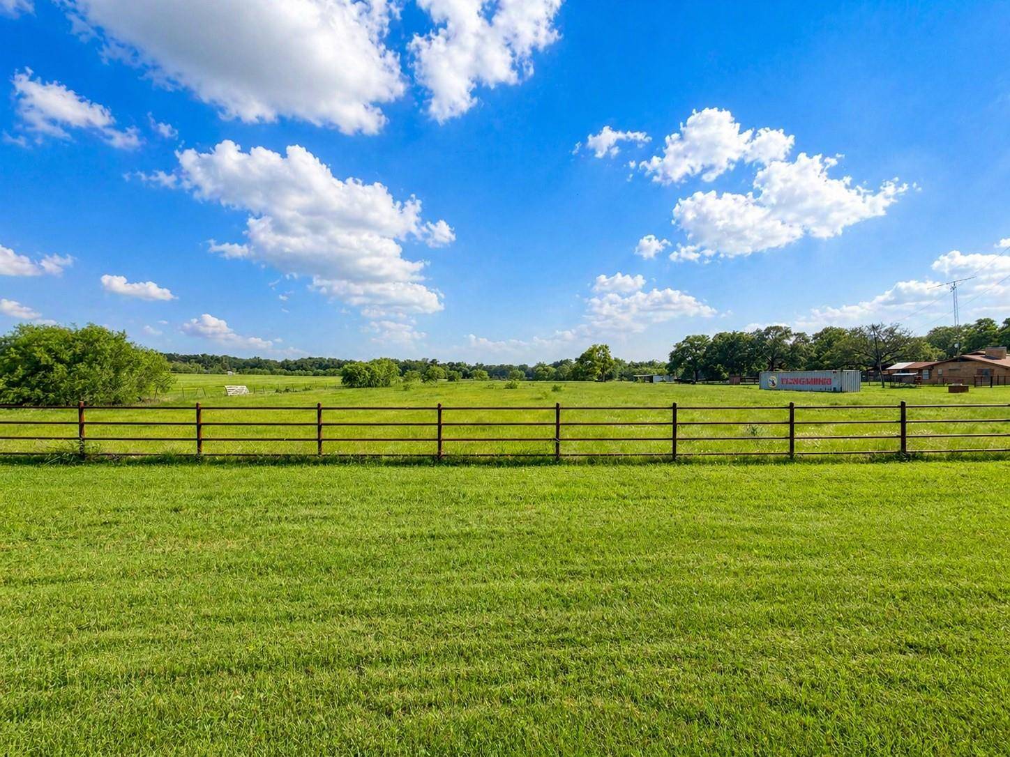Address not disclosed, Cameron, TX 76520
