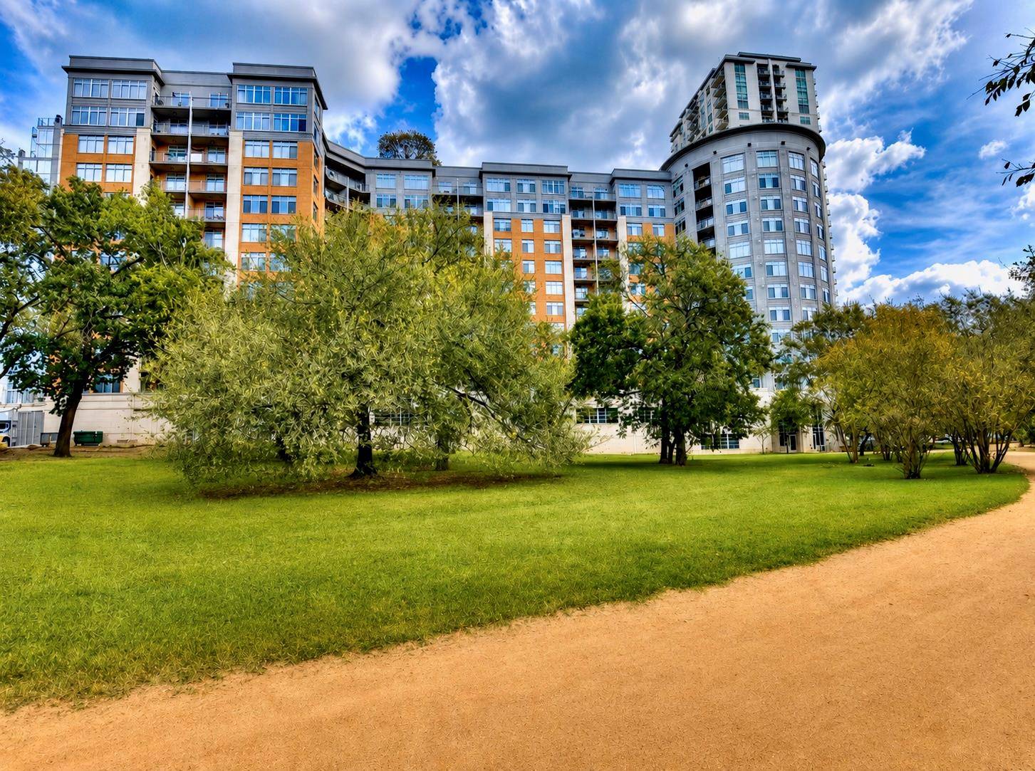 54 Rainey ST #703, Austin, TX 78701