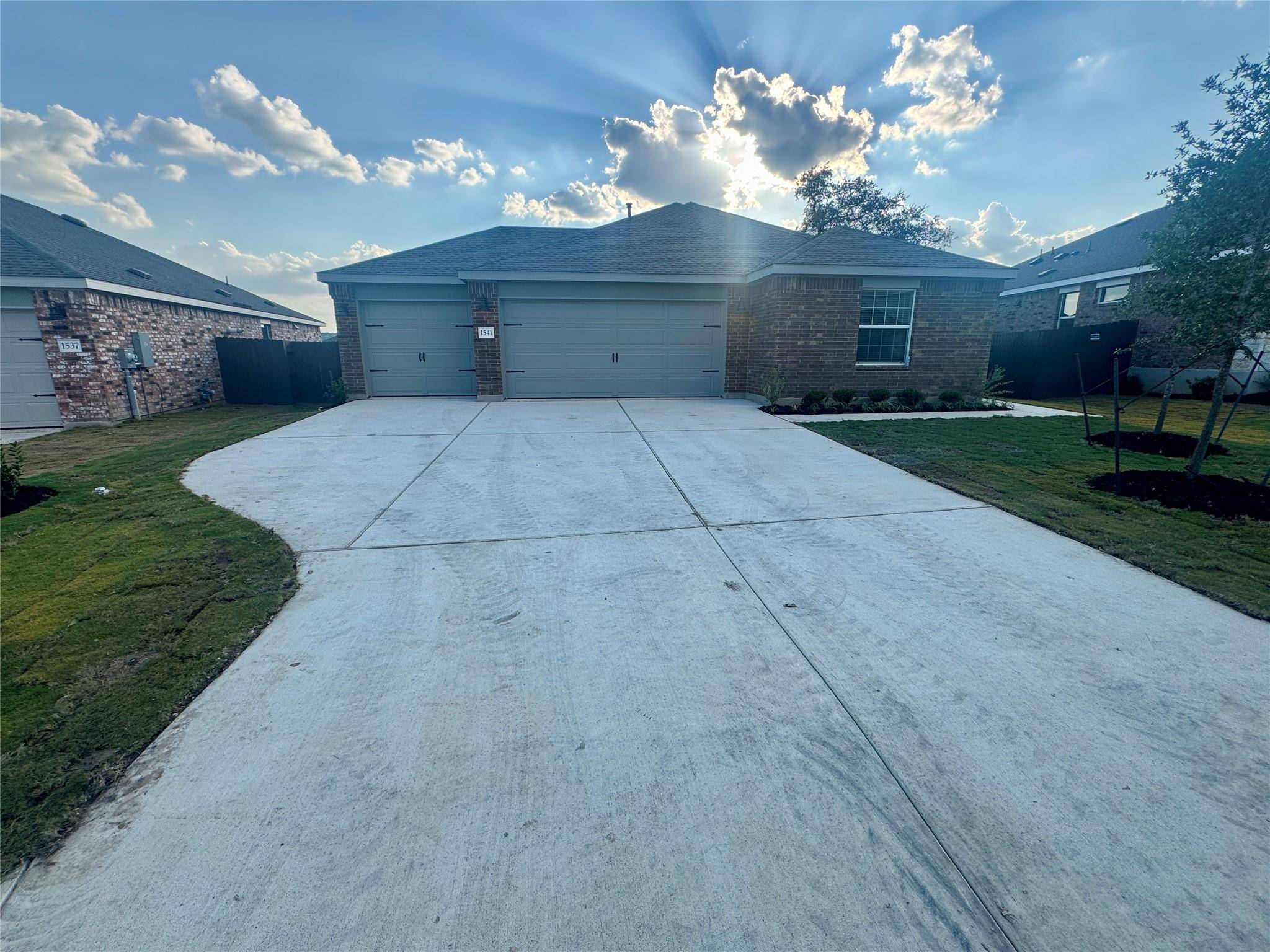1541 Boggy Creek Ranch RD, Georgetown, TX 78628