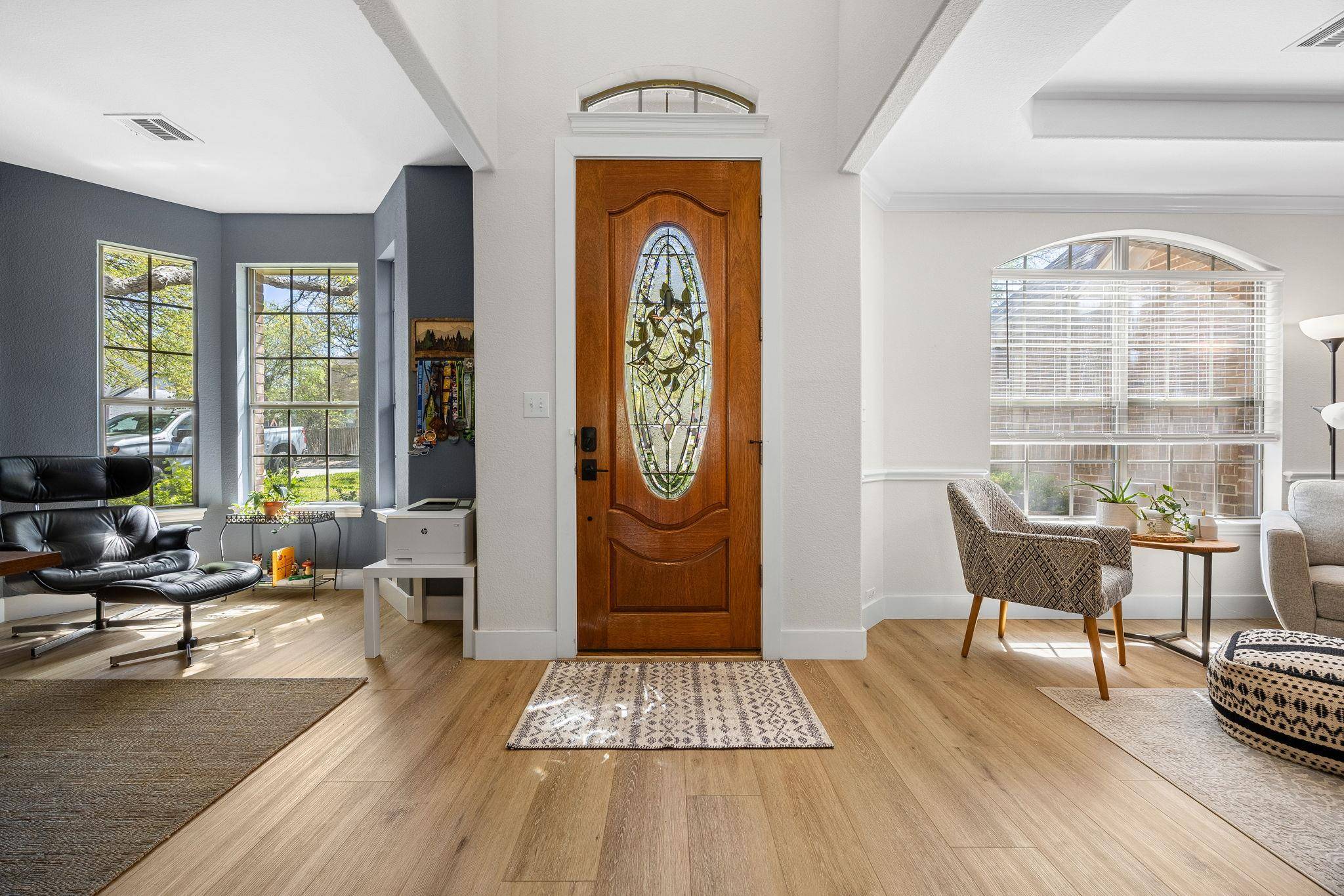 128 Las Colinas DR, Georgetown, TX 78628