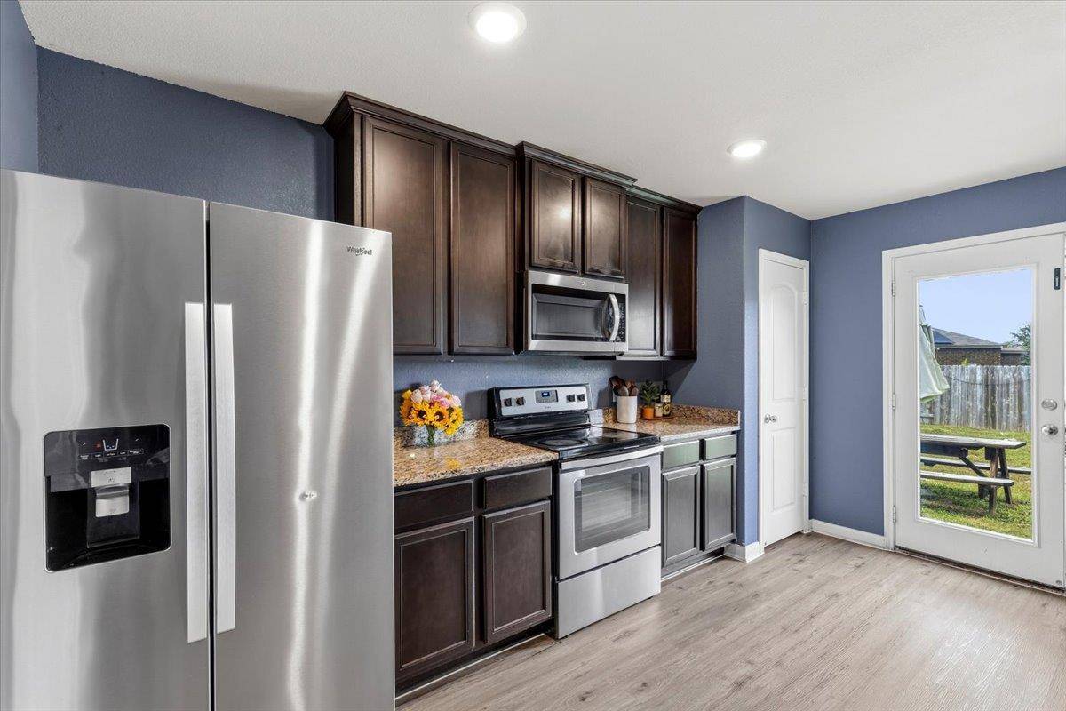19808 Hubert R. Humphrey RD, Manor, TX 78653