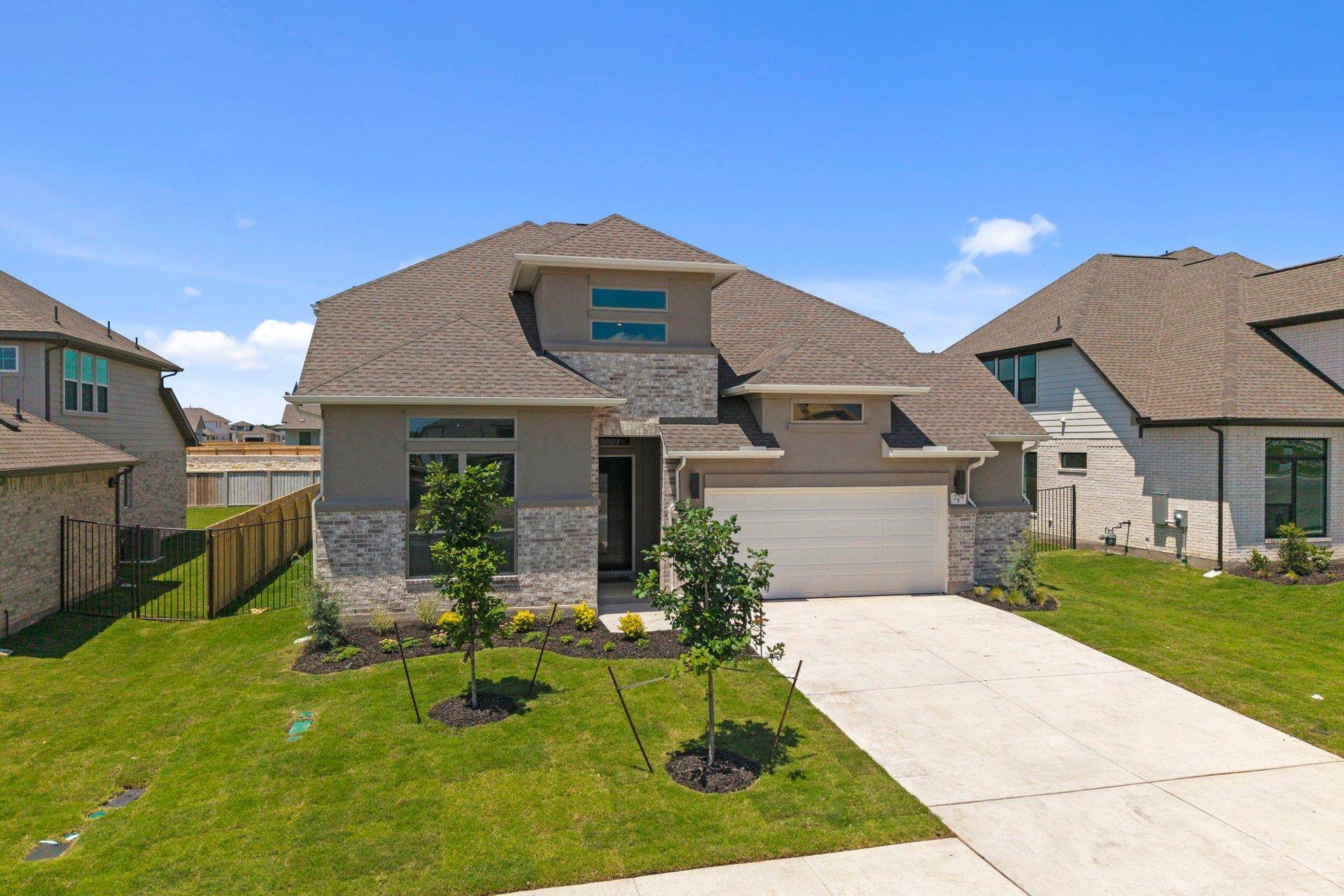 229 Pacific Grove CIR, Liberty Hill, TX 78642