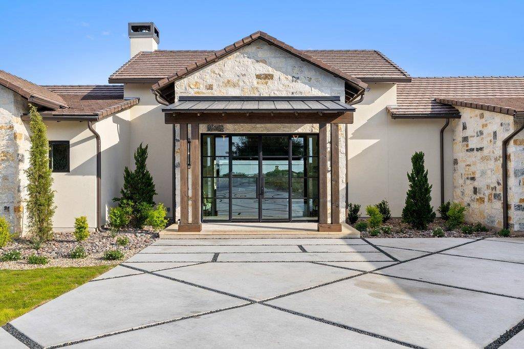 27031 Haynie Flat RD, Spicewood, TX 78669