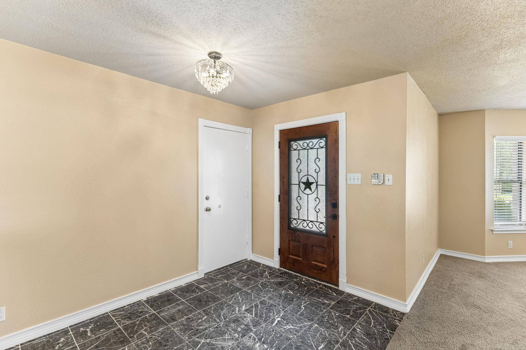 1300 Chalk LN, Cedar Park, TX 78613
