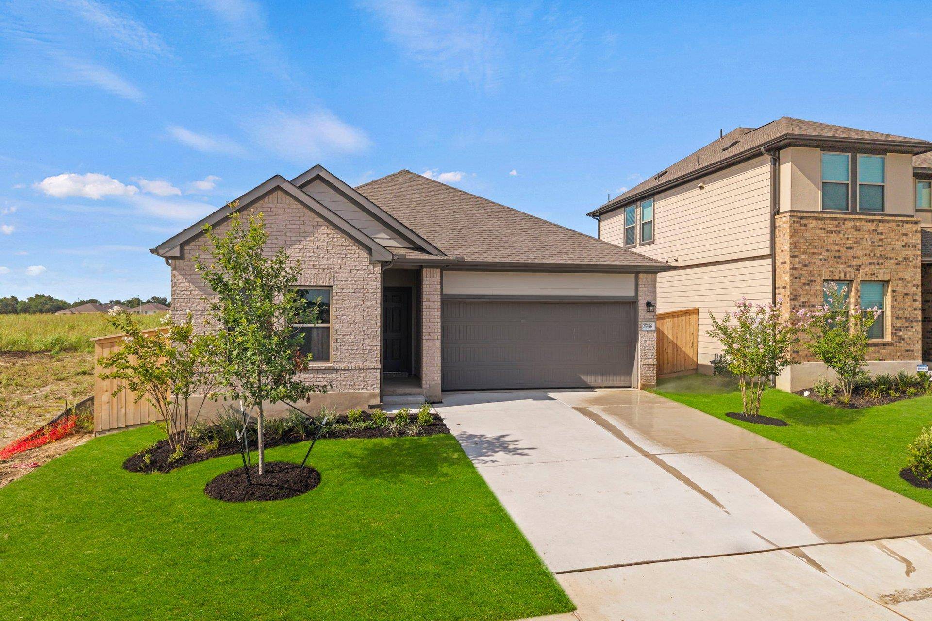 25536 Flora Bella LN, Elgin, TX 78621