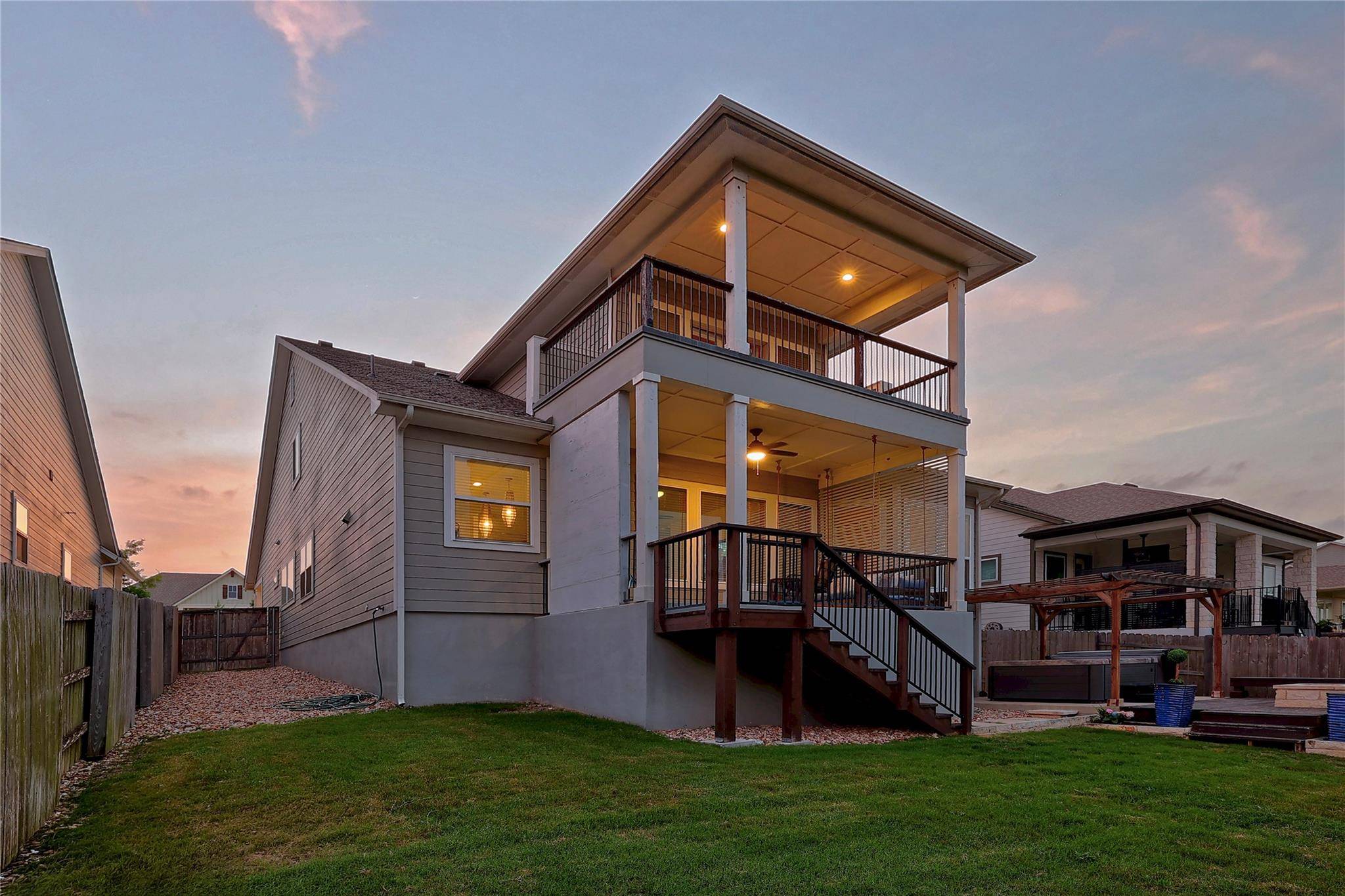 840 Hazy Hills LOOP, Dripping Springs, TX 78620