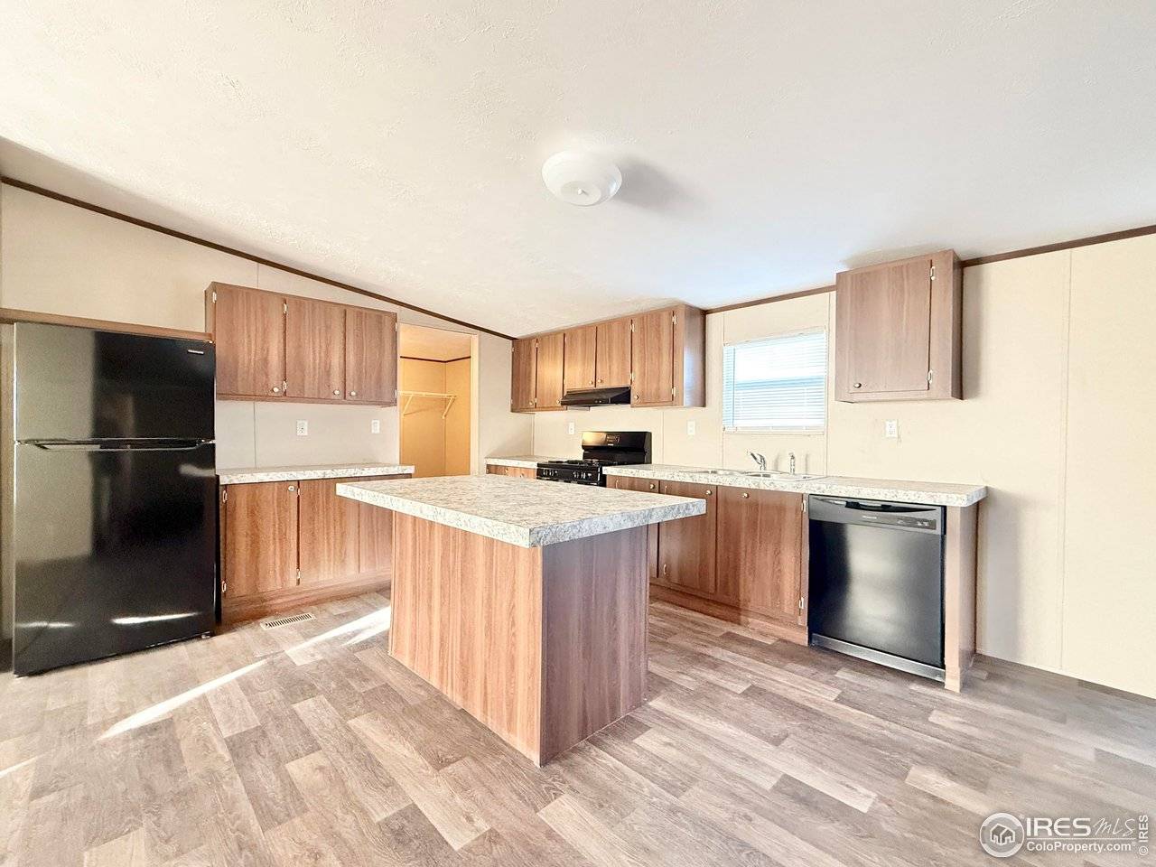 211 S Porter, Eckley, CO 80727